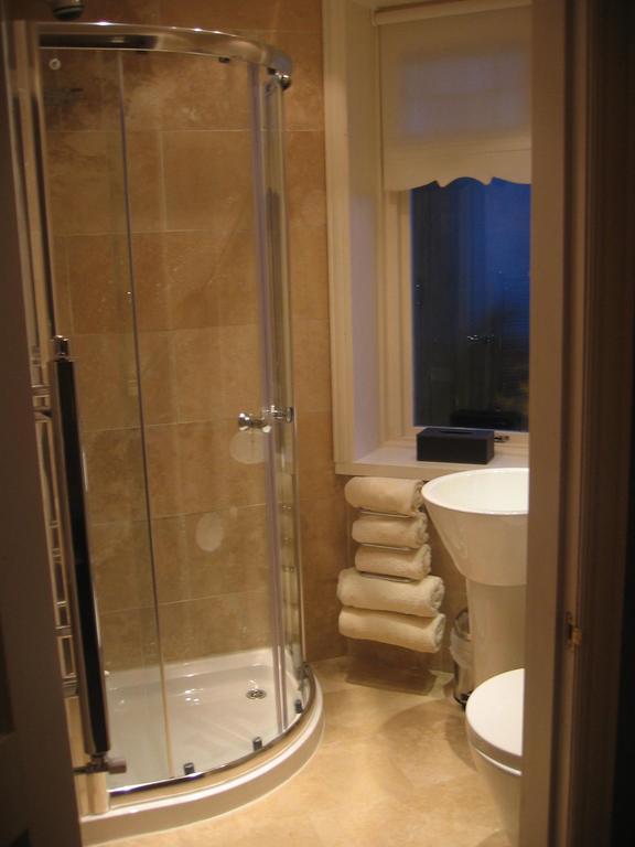Shelbourne House Bed and Breakfast Χαρογκέιτ Δωμάτιο φωτογραφία