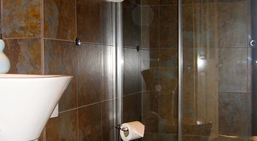 Shelbourne House Bed and Breakfast Χαρογκέιτ Δωμάτιο φωτογραφία